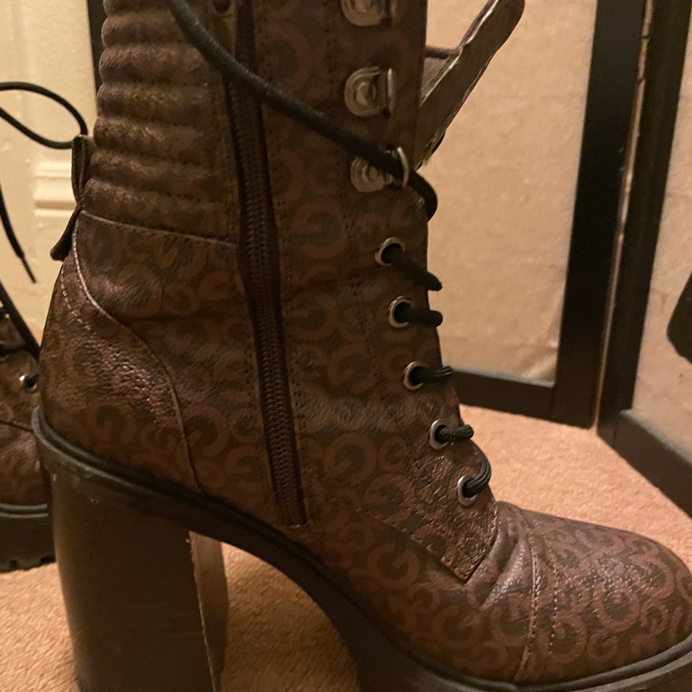 Ankle boots 1/2” platform & 3.5 heel.  Blk/brown, faux leather.  Weatherproof .